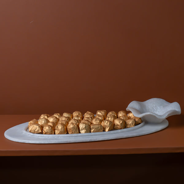 صينية ريزين محددة مع وردة تخزين