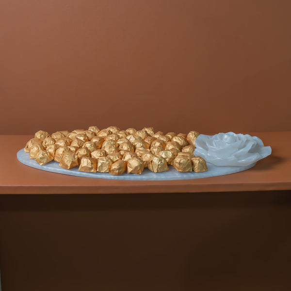 صينية ريزين مع وردة